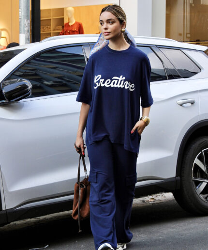 Conjunto T-shirt Ampla e Calça Cargo