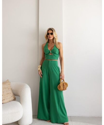 Conjunto Blusa e Calça Ampla
